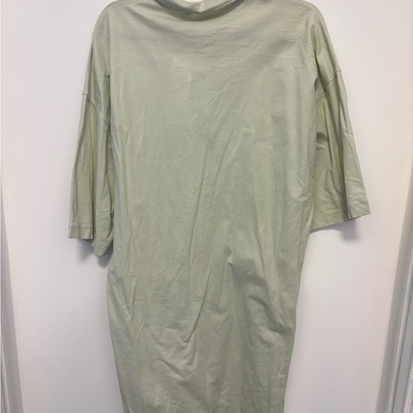 Uniqlo  Oversized Tshirt Dress - Picture 2 of 3